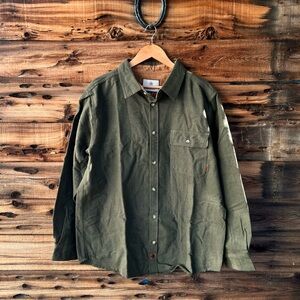 LEGENDARY WHITETAILS | Olive Green Long Sleeve Button Down Shirt XL